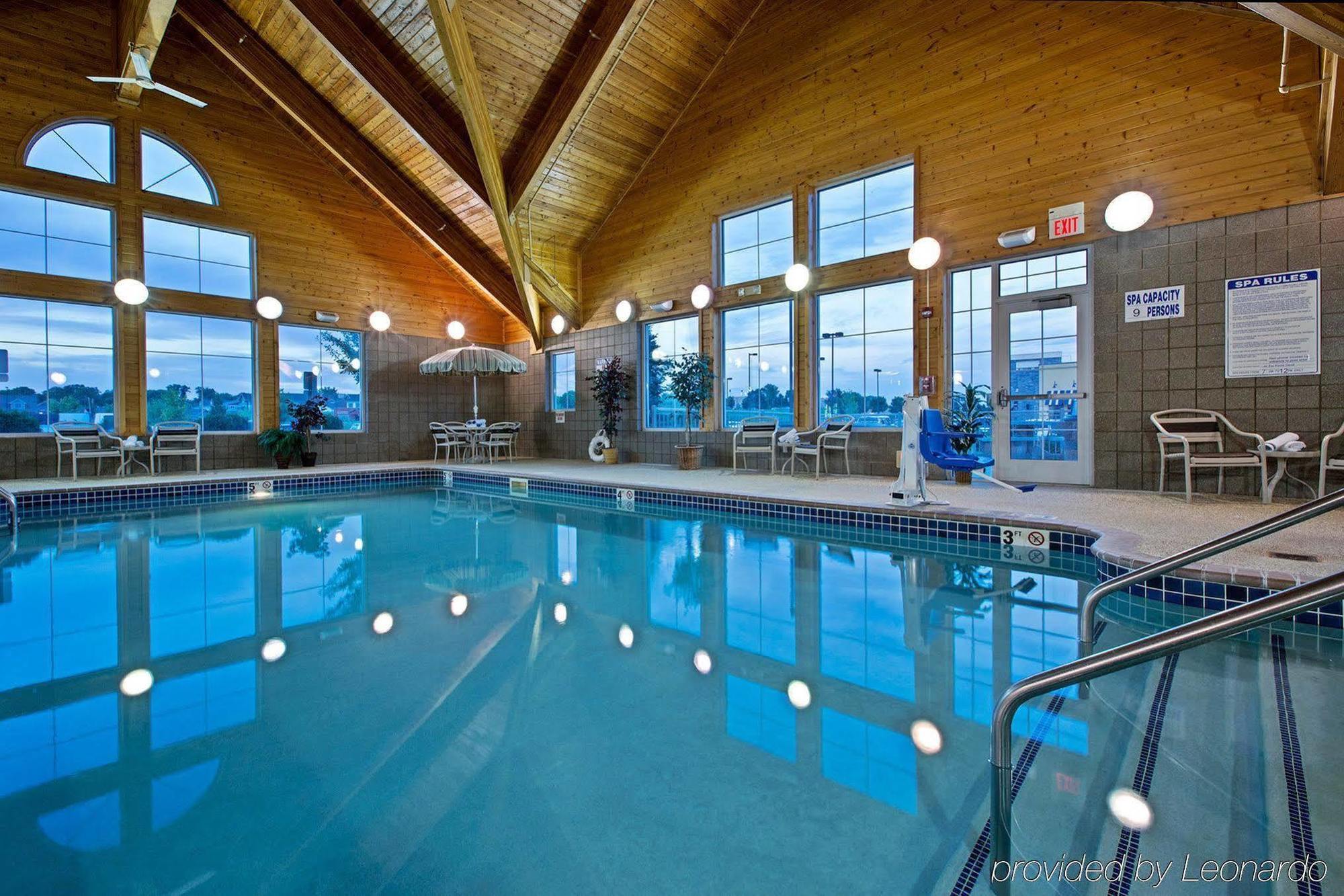 Amerivu Inn And Suites - Waconia المظهر الخارجي الصورة