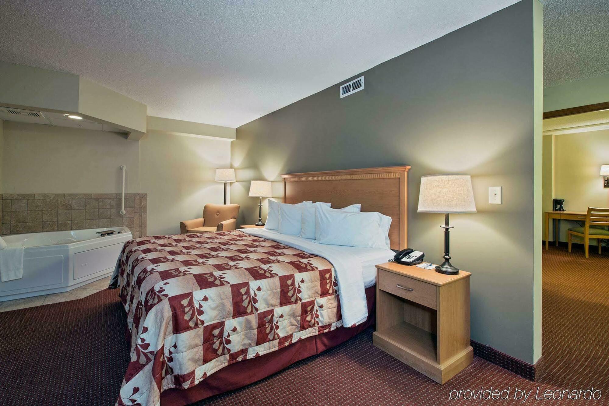 Amerivu Inn And Suites - Waconia المظهر الخارجي الصورة