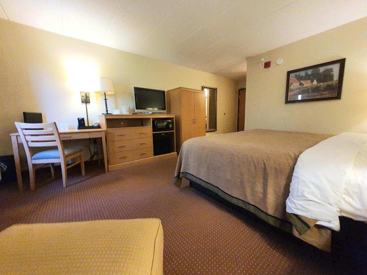 Amerivu Inn And Suites - Waconia المظهر الخارجي الصورة