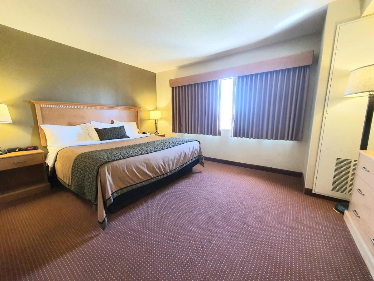 Amerivu Inn And Suites - Waconia المظهر الخارجي الصورة