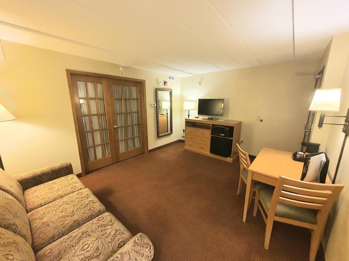 Amerivu Inn And Suites - Waconia المظهر الخارجي الصورة