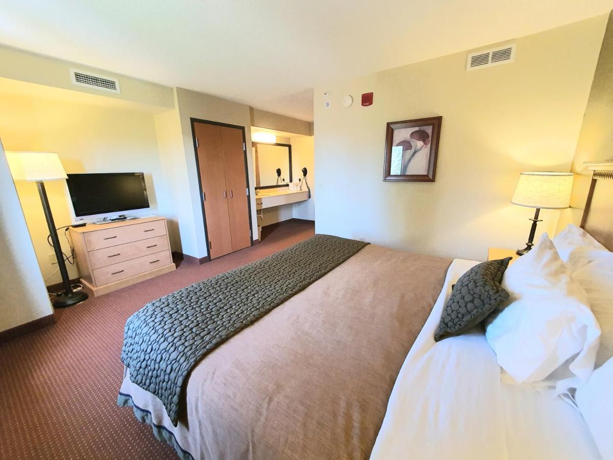 Amerivu Inn And Suites - Waconia المظهر الخارجي الصورة